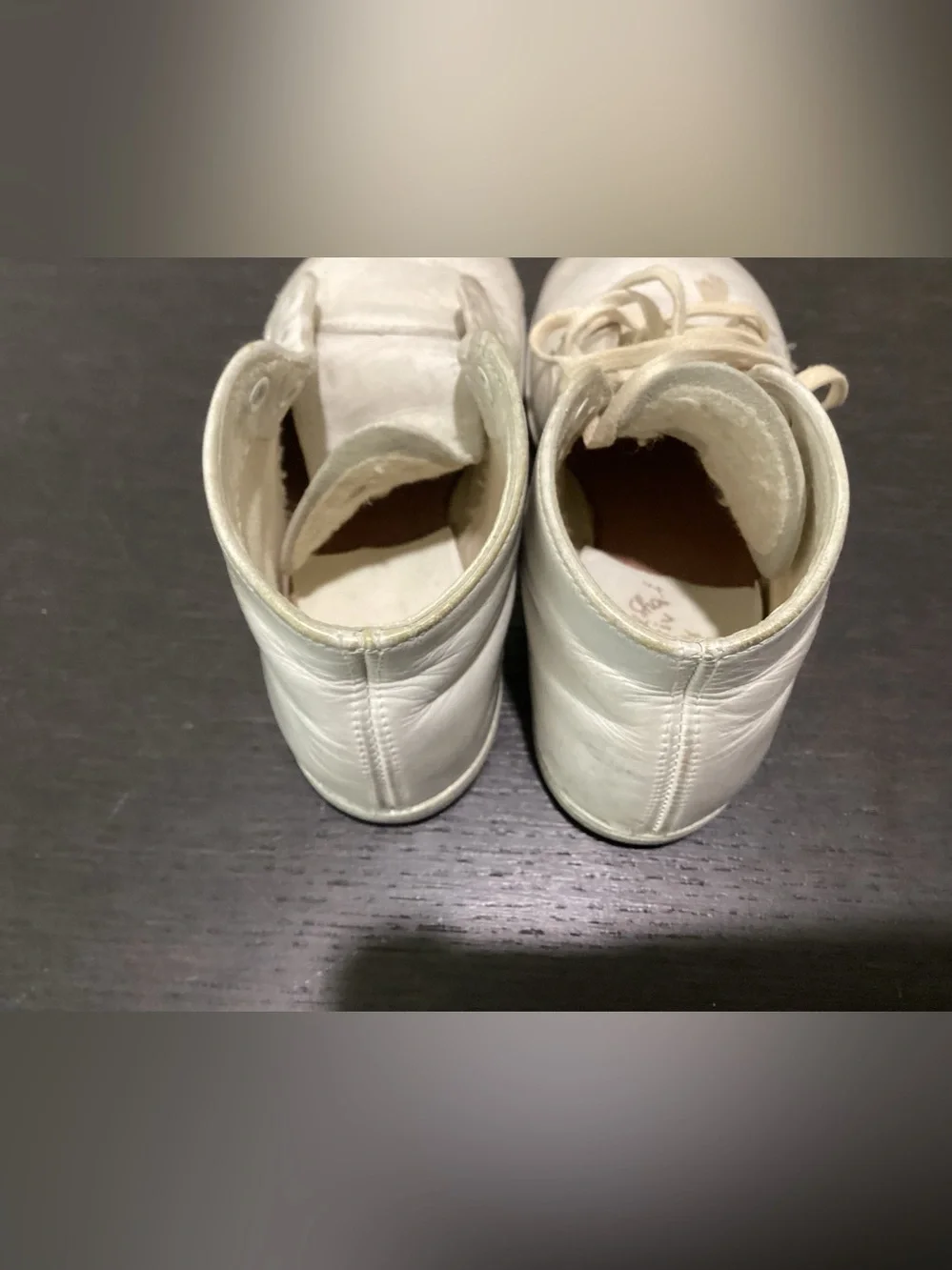 Vtg. Mid-century “Protectiv Walk” baby shoe, white leather these shoes were